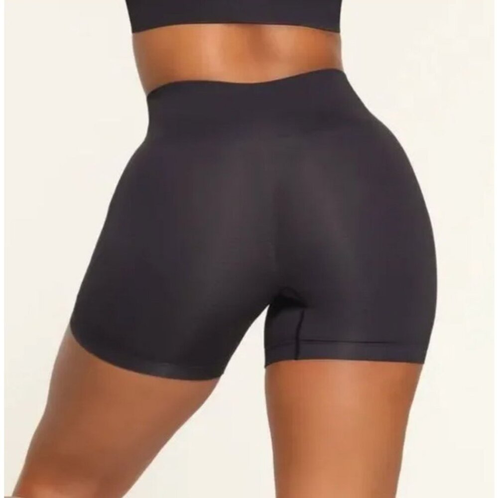 NWT SKIMS Soft Smoothing Seamless Shorts S Eclipse High Waisted SH-HWS-0188 - Picture 3 of 6
